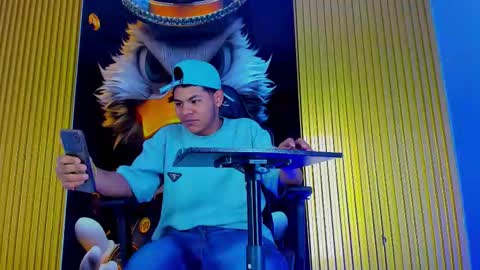 dante_brown1 online show from 11.16.25