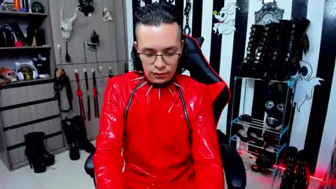 Snapshot of dante_infernos chatting on 01.17.25 Dante online show from 01.17.25