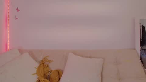 Daphne online show from 12.05.25