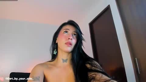 Snapshot of dariana__mendozaa chatting on 12.28.24    online show from 12.28.24