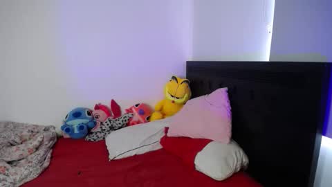 Snapshot of dariinka_vera chatting on 10.24.25 Dariinka Vera online show from 10.24.25