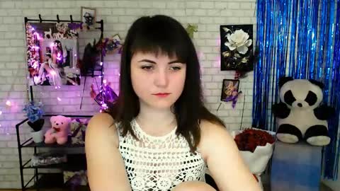 Snapshot of darina_m_ chatting on 01.21.25 Darina online show from 01.21.25