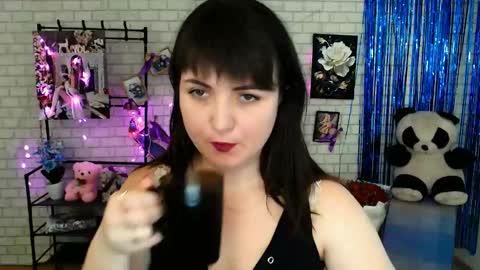 Snapshot of darina_m_ chatting on 02.06.25 Darina online show from 02.06.25