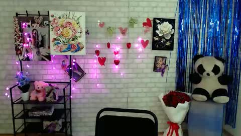 Snapshot of darina_m_ chatting on 03.11.25 Darina online show from 03.11.25