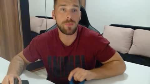 darius_94 online show from 09.14.25