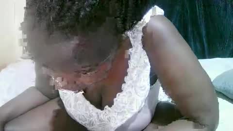 Snapshot of dark_anggel chatting on 10.03.25 dark_anggel online show from 10.03.25