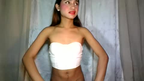 Snapshot of dark_hurohuro19 chatting on 01.10.25 LIANNA online show from 01.10.25