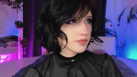 Snapshot of dark_vamp_ chatting on 01.15.25 Vamp online show from 01.15.25
