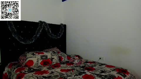 Snapshot of darkangelsxx chatting on 12.24.24 dannaxlove online show from 12.24.24