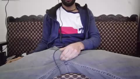 Snapshot of darkbud03 chatting on 02.03.25 just a guy online show from 02.03.25