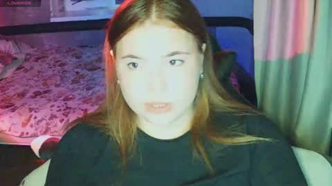 Snapshot of darkcharm1 chatting on 11.06.25 darkcharm1 online show from 11.06.25