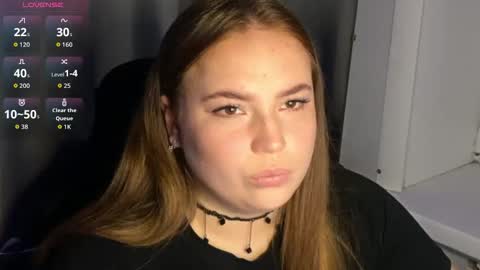 Snapshot of darkcharm1 chatting on 11.10.25 darkcharm1 online show from 11.10.25