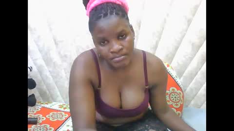 Snapshot of darknipples2 chatting on 10.07.25 SHANICE online show from 10.07.25