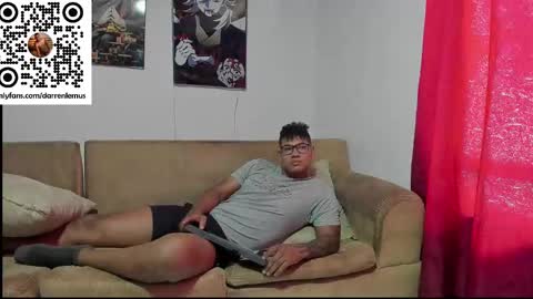 Snapshot of darren_lemus chatting on 09.29.25 Darren lemus online show from 09.29.25