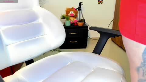 Snapshot of darsha__sahu chatting on 02.25.25 Darsha online show from 02.25.25