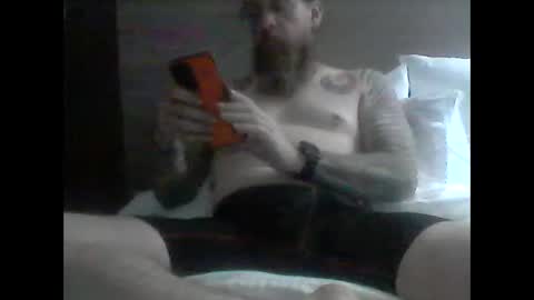 Snapshot of darthraider76 chatting on 11.04.25 DarthRaider online show from 11.04.25