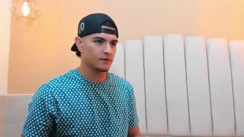 Snapshot of david_victoriaa chatting on 02.22.25 david_victoriaa online show from 02.22.25