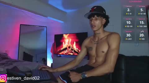Snapshot of davidxxx02 chatting on 09.18.25 Estiven online show from 09.18.25