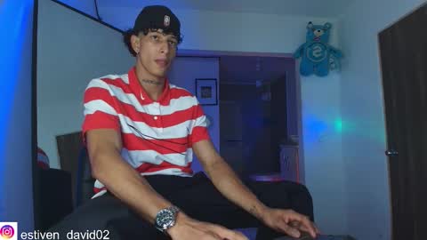 Snapshot of davidxxx02 chatting on 11.09.25 Estiven online show from 11.09.25