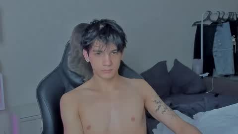 Snapshot of davisross chatting on 12.06.24 davis online show from 12.06.24