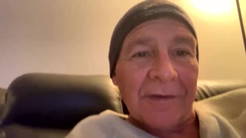 Snapshot of dawatertiger chatting on 10.27.25 dawatertiger online show from 10.27.25