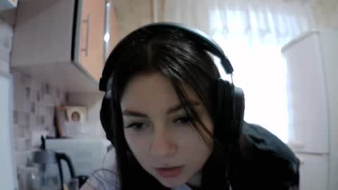 Snapshot of dawndollins chatting on 02.27.25 Alice online show from 02.27.25