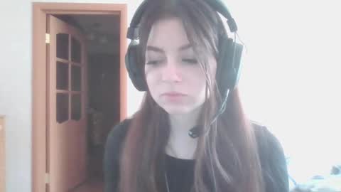 Snapshot of dawndollins chatting on 03.01.25 Alice online show from 03.01.25
