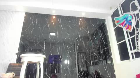 Snapshot of day_alexa chatting on 03.08.25 Day Alexa online show from 03.08.25