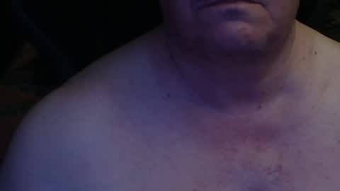 Snapshot of ddc444 chatting on 09.18.25 DC online show from 09.18.25