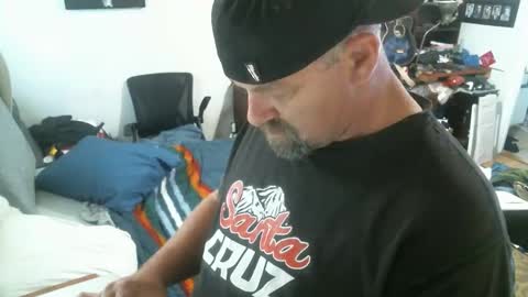 Snapshot of deango831 chatting on 10.27.25 Deango online show from 10.27.25