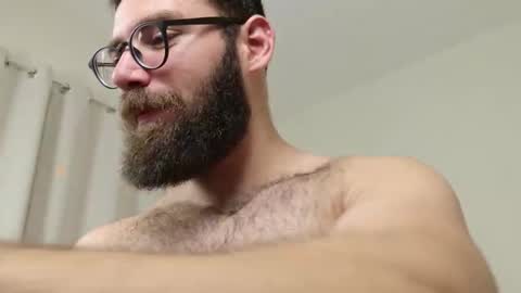 Snapshot of deanlek chatting on 11.05.25 Dean online show from 11.05.25