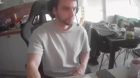 Snapshot of deansletje chatting on 11.05.25 Deansletje online show from 11.05.25