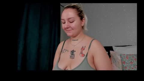 Debbie Mon Tue Fri Sun Sat GMT 3 1000am - 0400pm  online show from 01.02.25