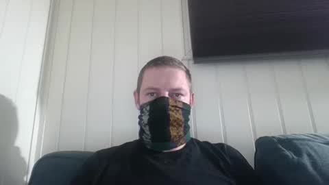 Snapshot of debno001 chatting on 11.04.25 Daniel Brocks online show from 11.04.25