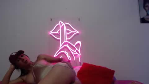 Snapshot of deboraht88 chatting on 09.24.25 deboraht88 online show from 09.24.25