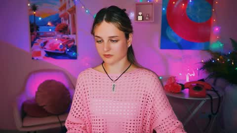 Snapshot of deboralarson chatting on 12.15.24 Debora online show from 12.15.24