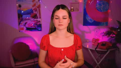 Snapshot of deboralarson chatting on 12.29.24 Debora online show from 12.29.24