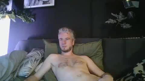 Snapshot of deebo1987 chatting on 01.03.25 Deen online show from 01.03.25