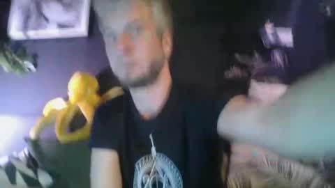 Snapshot of deebo1987 chatting on 01.04.25 Deen online show from 01.04.25