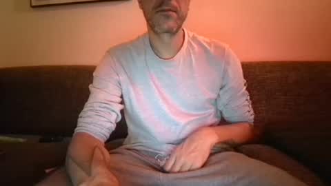 Snapshot of degrandis chatting on 09.17.25 Luka Magic online show from 09.17.25