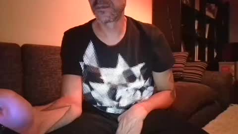 Snapshot of degrandis chatting on 10.03.25 Luka Magic online show from 10.03.25