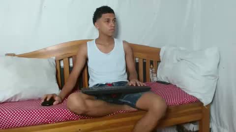 Snapshot of deivy_skinny01 chatting on 10.11.25 Deivy online show from 10.11.25