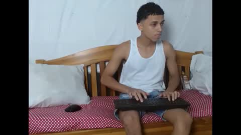 Snapshot of deivy_skinny01 chatting on 10.12.25 Deivy online show from 10.12.25