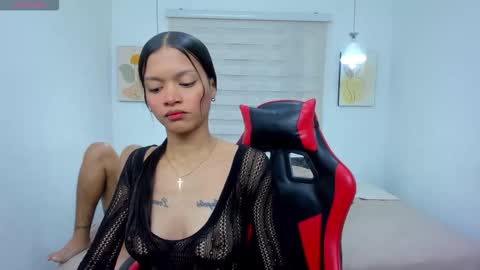 Snapshot of dekherc_sex_777 chatting on 11.25.25 dekherc_sex_777 online show from 11.25.25