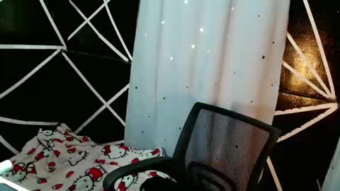 Snapshot of delicious_cum_girlxx chatting on 09.17.25 delicious_cum_girlxx online show from 09.17.25