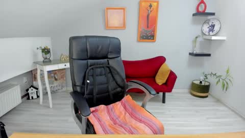 DeliciousLolly online show from 02.12.25