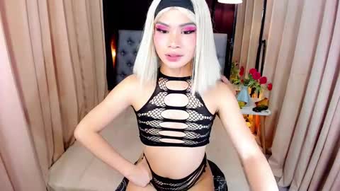 Snapshot of delightfulasianhugecock chatting on 12.03.24 delightfulasianhugecock online show from 12.03.24