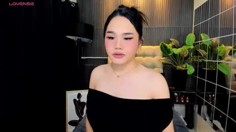 Tyra Colins online show from 10.20.25