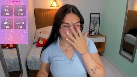 Snapshot of delilaquinn chatting on 12.28.24 delilaquinn online show from 12.28.24