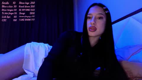 delly_love online show from 11.23.25